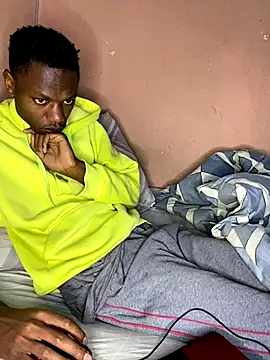 Snapshot of fireboyafrica chatting on September 29, 2025, 12:05 am fireboyafrica online show from September 29, 2025, 12:05 am