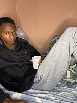 Snapshot of fireboyafrica chatting on October 9, 2025, 12:30 am fireboyafrica online show from October 9, 2025, 12:30 am