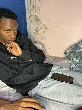 Snapshot of fireboyafrica chatting on November 12, 2025, 12:33 am fireboyafrica online show from November 12, 2025, 12:33 am