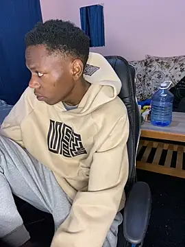 Snapshot of fireboyafrica chatting on March 25, 2026, 11:44 pm fireboyafrica online show from March 25, 2026, 11:44 pm