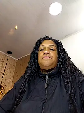 Snapshot of Michelle_Brito1 chatting on November 18, 2025, 6:01 pm Michelle Brito1 online show from November 18, 2025, 6:01 pm