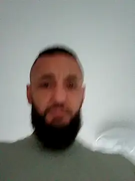 Reeeks69 online show from September 17, 2025, 5:25 pm