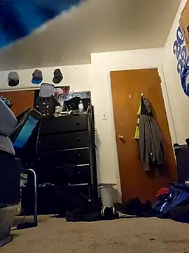 LovesickTheory6 online show from October 13, 2025, 4:51 pm