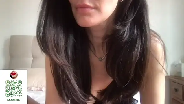 paolajonez online show from January 9, 2026, 11:46 am