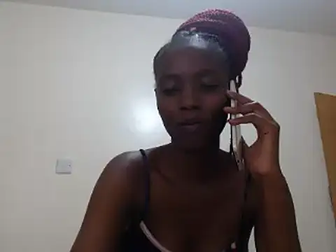 Snapshot of nanaswee chatting on February 19, 2025, 12:00 pm nanaswee online show from February 19, 2025, 12:00 pm