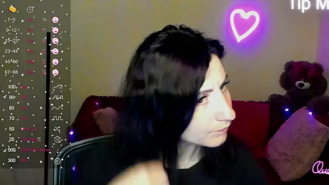 Muse kitty jenia online show from June 4, 2026, 5:24 am