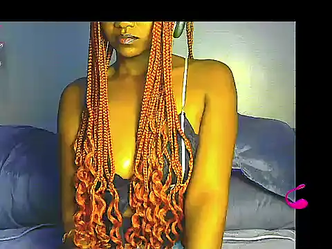 lilylovexx online show from December 21, 2025, 9:00 pm