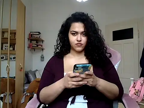 Curvydesifromgermany online show from February 26, 2026, 11:53 am