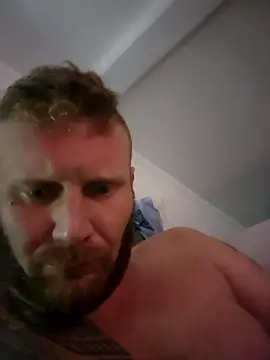 Hunnyhunty420 online show from April 1, 2026, 11:33 am