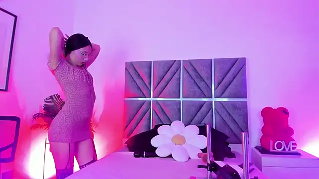 Laura Dicardy online show from February 28, 2026, 7:37 pm