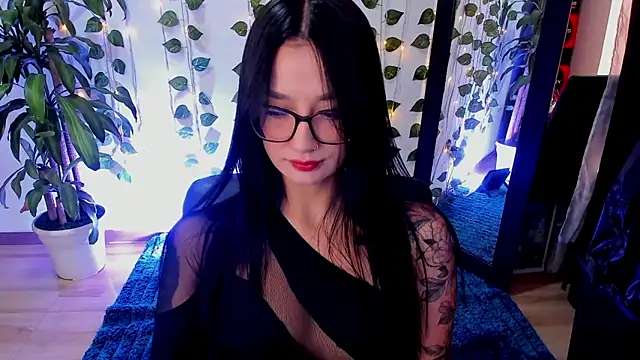 Snapshot of mariiana-diaz chatting on November 21, 2025, 2:27 pm mariiana-diaz online show from November 21, 2025, 2:27 pm