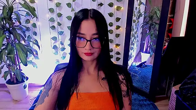 Snapshot of mariiana-diaz chatting on December 15, 2025, 3:38 pm mariiana-diaz online show from December 15, 2025, 3:38 pm