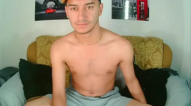 Snapshot of Kevin_Torres chatting on January 18, 2025, 6:21 pm Kevin Torres online show from January 18, 2025, 6:21 pm