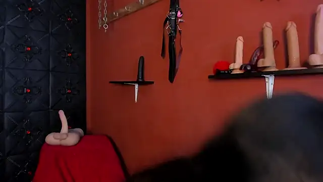 Snapshot of annavi_ chatting on February 10, 2026, 7:40 pm annavi online show from February 10, 2026, 7:40 pm