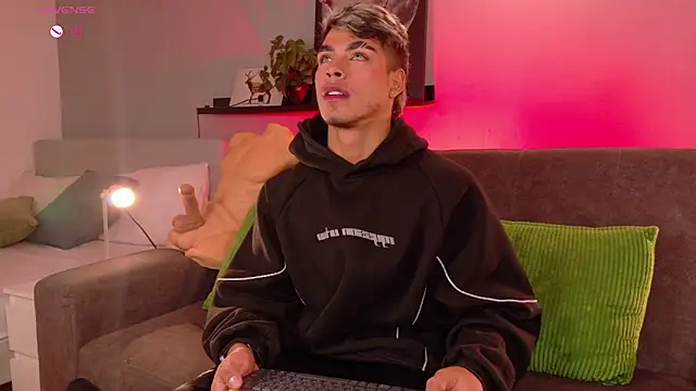 Ken-boy  online show from April 14, 2026, 10:54 am