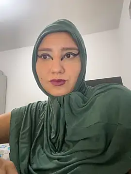 hannahayat online show from October 25, 2025, 2:56 pm