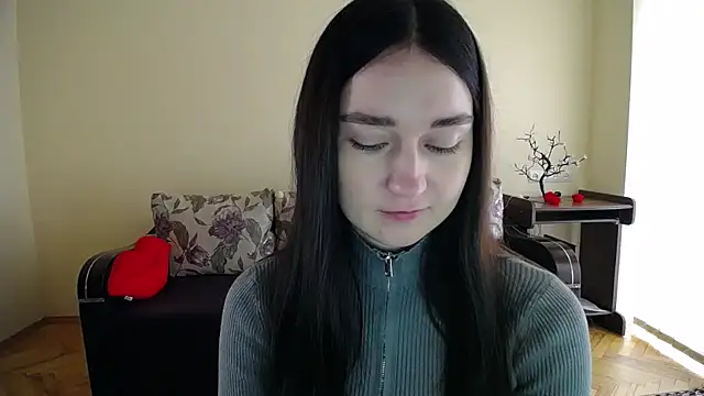 Pretty shy online show from November 3, 2025, 9:54 am