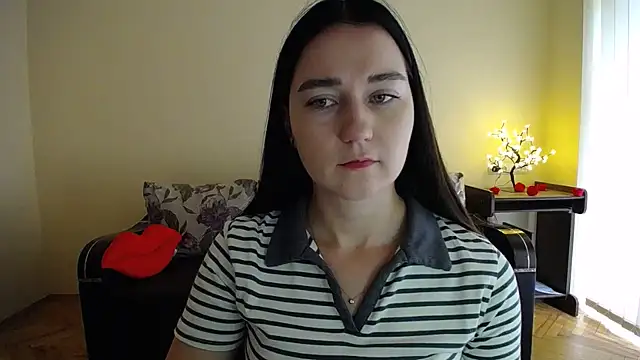 Pretty shy online show from July 25, 2026, 9:18 am
