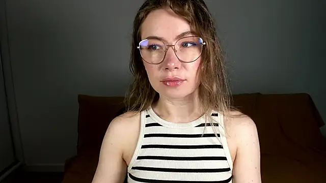 Snapshot of Mia_Tasty chatting on July 18, 2026, 6:39 am Mia Tasty online show from July 18, 2026, 6:39 am