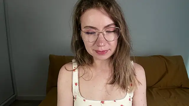 Snapshot of Mia_Tasty chatting on July 19, 2026, 1:15 pm Mia Tasty online show from July 19, 2026, 1:15 pm