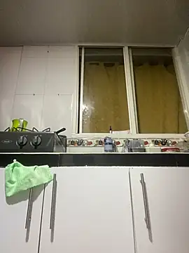 Emiily lee online show from March 11, 2025, 9:45 am