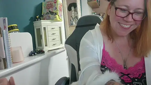 NikiDeeOfficial online show from September 8, 2025, 9:14 pm