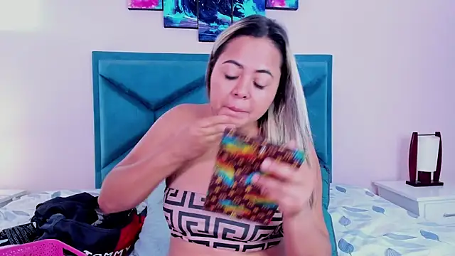 Snapshot of GraceJansenn chatting on December 24, 2024, 12:55 pm GraceJansenn online show from December 24, 2024, 12:55 pm