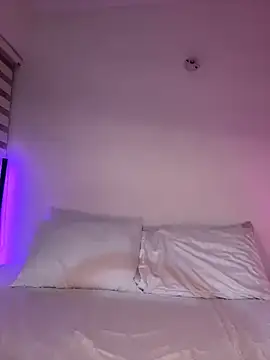 Cataleyasweet 19 online show from October 29, 2025, 2:36 am