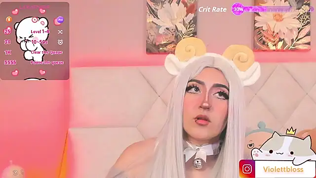 Violettbloss online show from November 11, 2025, 3:28 am