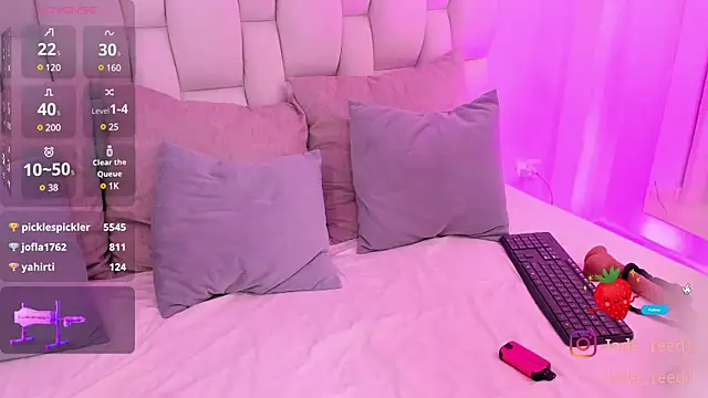 Snapshot of jade_reeed chatting on December 16, 2024, 3:40 am jade reeed online show from December 16, 2024, 3:40 am