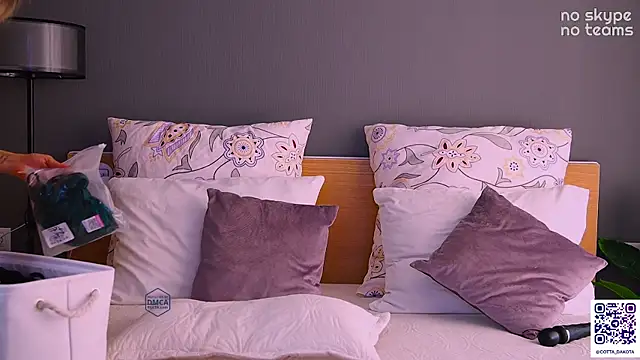 PannaDakota online show from September 30, 2025, 6:18 am