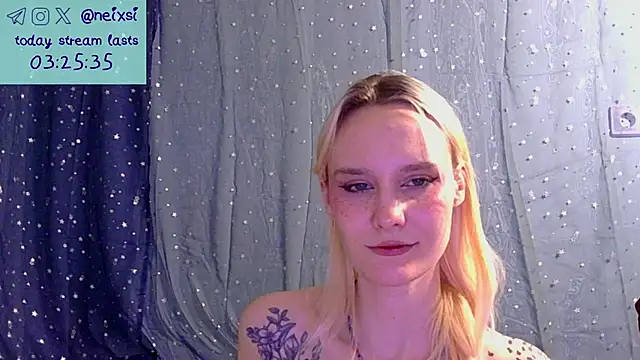 Snapshot of ixsi chatting on February 8, 2026, 12:47 am ixsi online show from February 8, 2026, 12:47 am