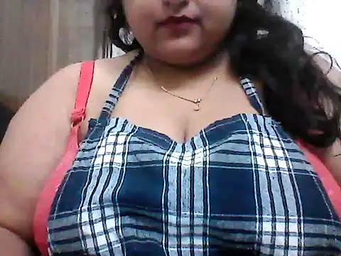 smile pretty online show from December 12, 2024, 4:43 pm