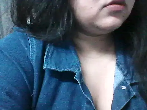 smile pretty online show from April 14, 2026, 6:25 pm