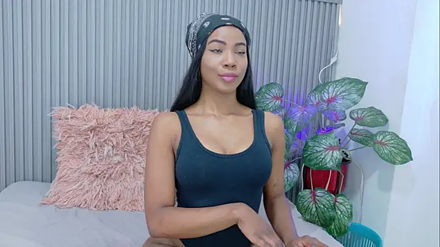 paula  cruzz online show from April 23, 2026, 8:44 pm