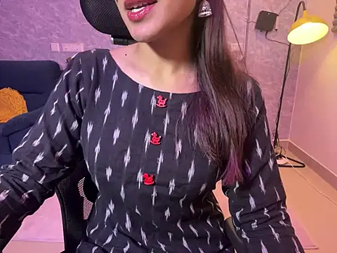 Snapshot of MidnightFlame chatting on December 21, 2024, 2:26 pm MidnightFlame online show from December 21, 2024, 2:26 pm