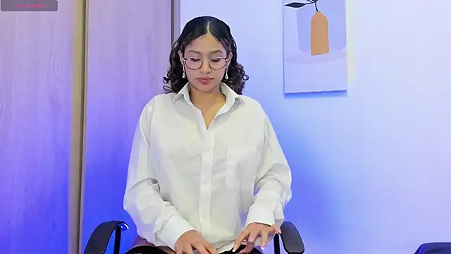 SeleneClark online show from January 16, 2025, 8:03 pm