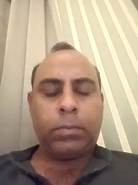 Taniyasharma9909 online show from March 25, 2026, 10:38 pm