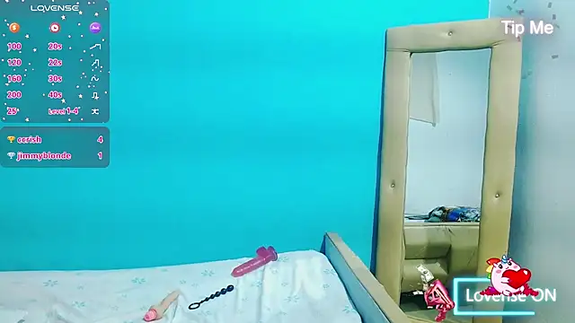 Stefanny Taylor  online show from February 26, 2025, 12:05 am