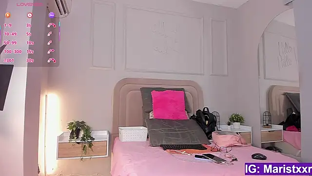 Maristxxr online show from November 22, 2025, 7:35 pm