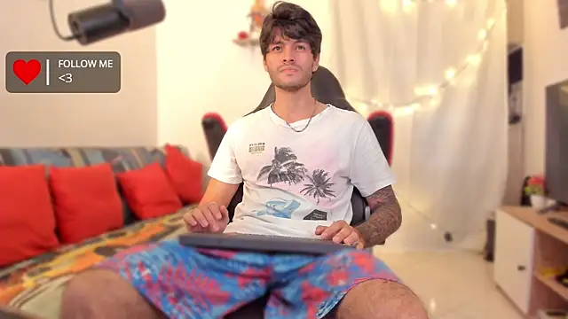 justin stark7 online show from December 2, 2025, 8:26 pm