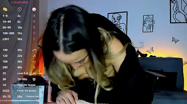 cindy love2 online show from December 2, 2024, 8:41 am