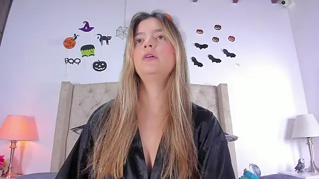 Snapshot of allisson_m chatting on October 30, 2025, 12:06 pm allisson m online show from October 30, 2025, 12:06 pm