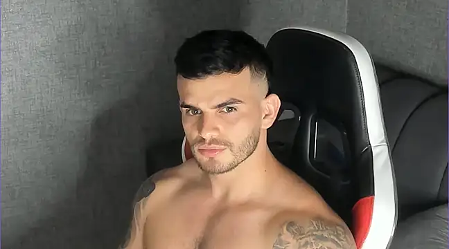 Ricardogo19 online show from March 19, 2025, 1:54 am