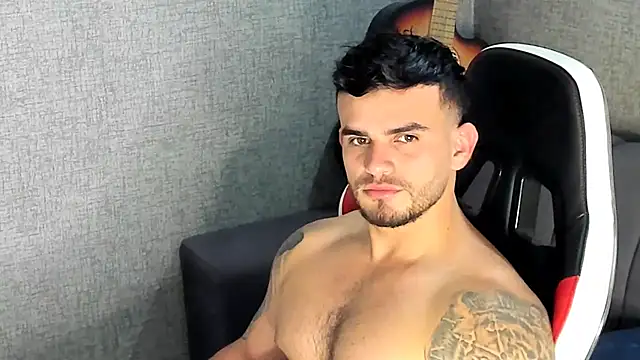 Ricardogo19 online show from November 18, 2025, 7:51 pm