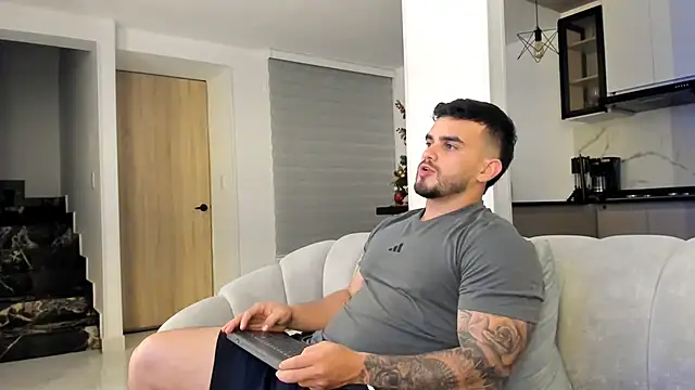 Ricardogo19 online show from January 9, 2026, 11:50 pm