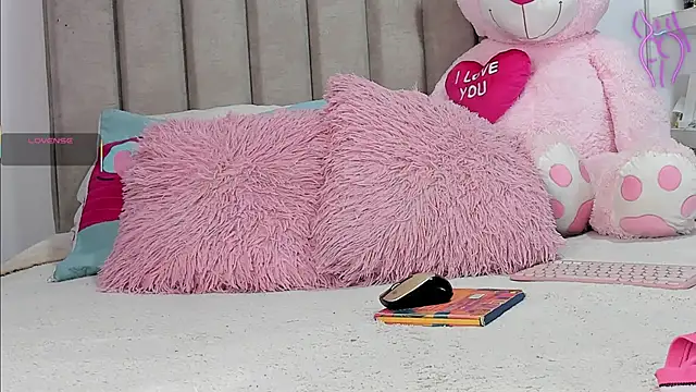 Queen Antonella Oficial online show from October 24, 2025, 6:21 am