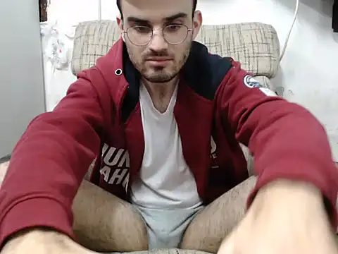 erikamavrik online show from December 19, 2024, 9:17 pm