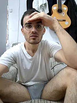 erikamavrik online show from February 20, 2025, 12:04 pm