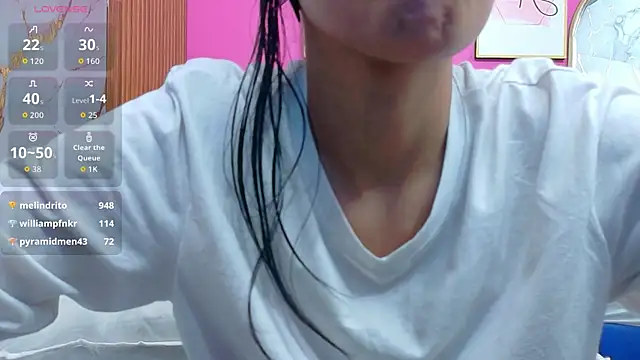 Snapshot of yourcuteneighbourr chatting on May 22, 2026, 3:02 am yourcuteneighbourr online show from May 22, 2026, 3:02 am